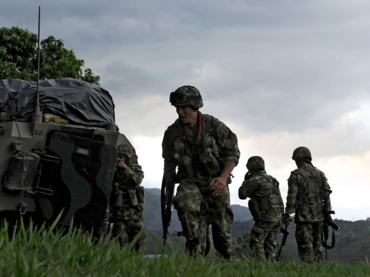 Subió a siete el número de militares asesinados por disidencias en la emboscada de Guaviare