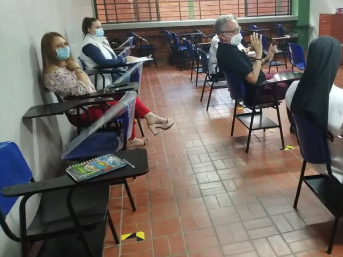 Estudiantes en Floridablanca recibirán clases sábados y festivos