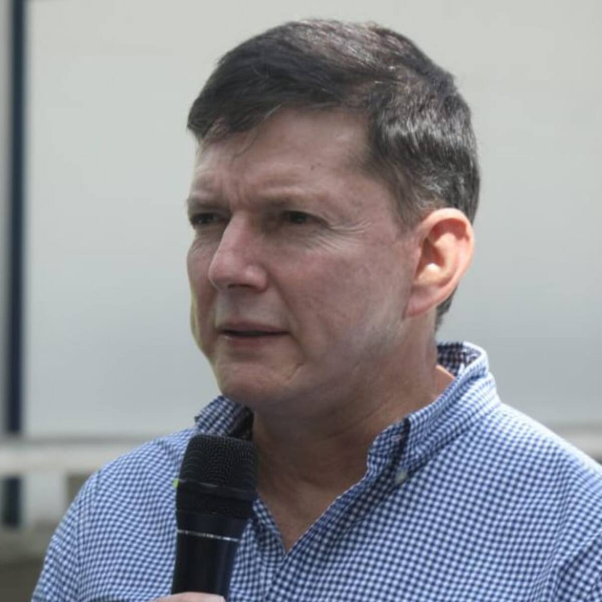 Alcalde ad hoc pidió seguridad a la policía para quienes recolectan firmas