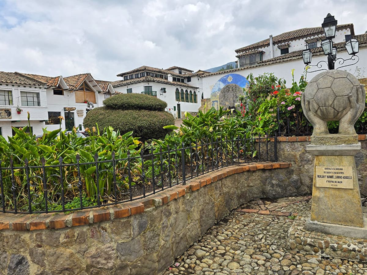 Fabricante de balones en Monguí, invita a comprar productos hechos a mano y de calidad