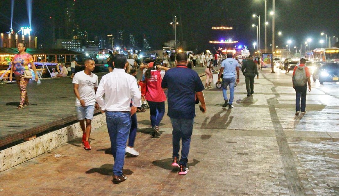 Los controles iniciaron ante las constantes quejas ciudadanas por las ventas estacionarias nocturnas