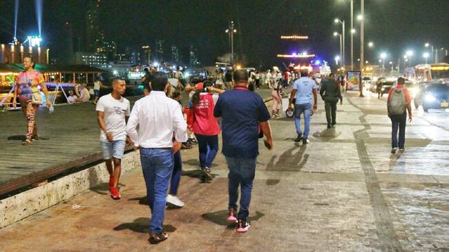 Los controles iniciaron ante las constantes quejas ciudadanas por las ventas estacionarias nocturnas