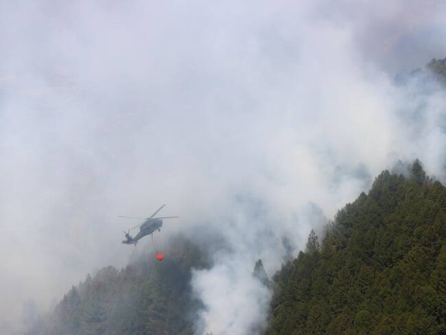 Incendio en el Cerro El Cable de Bogotá. Foto: Caracol Radio