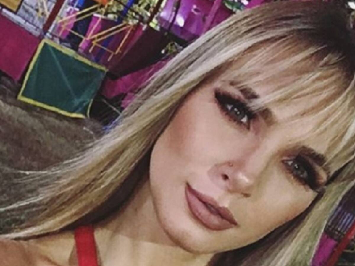 ¡Lo hizo de nuevo! Elizabeth Loaiza otra vez se desnudó