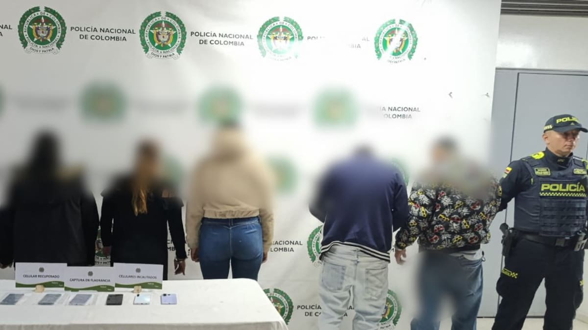 Cayó banda, conformada por 4 mujeres y 2 hombres, dedicada al cosquilleo en TransMilenio