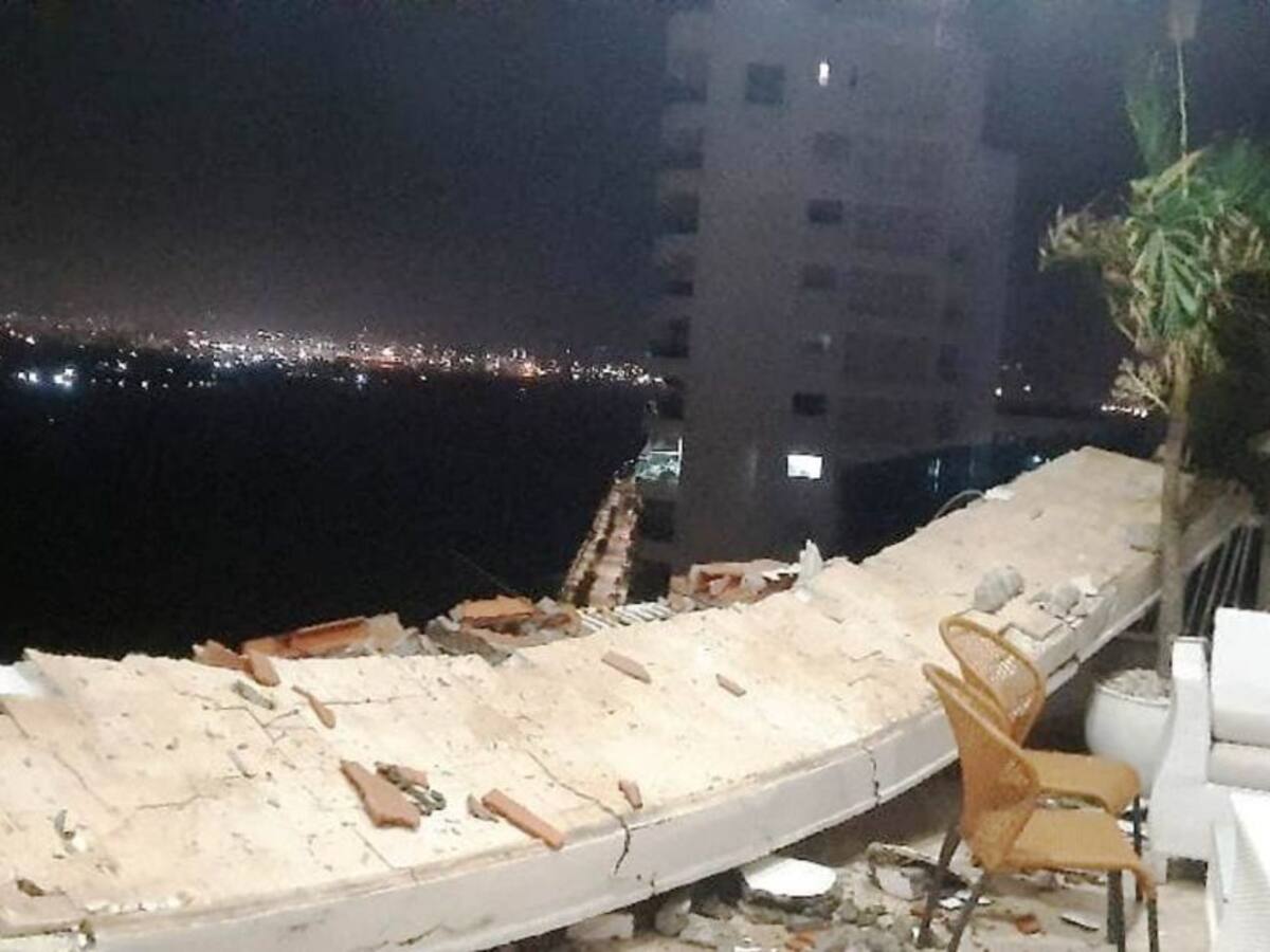 Milagrosamente no hubo lesionados en desplome de balcón en Castillogrande