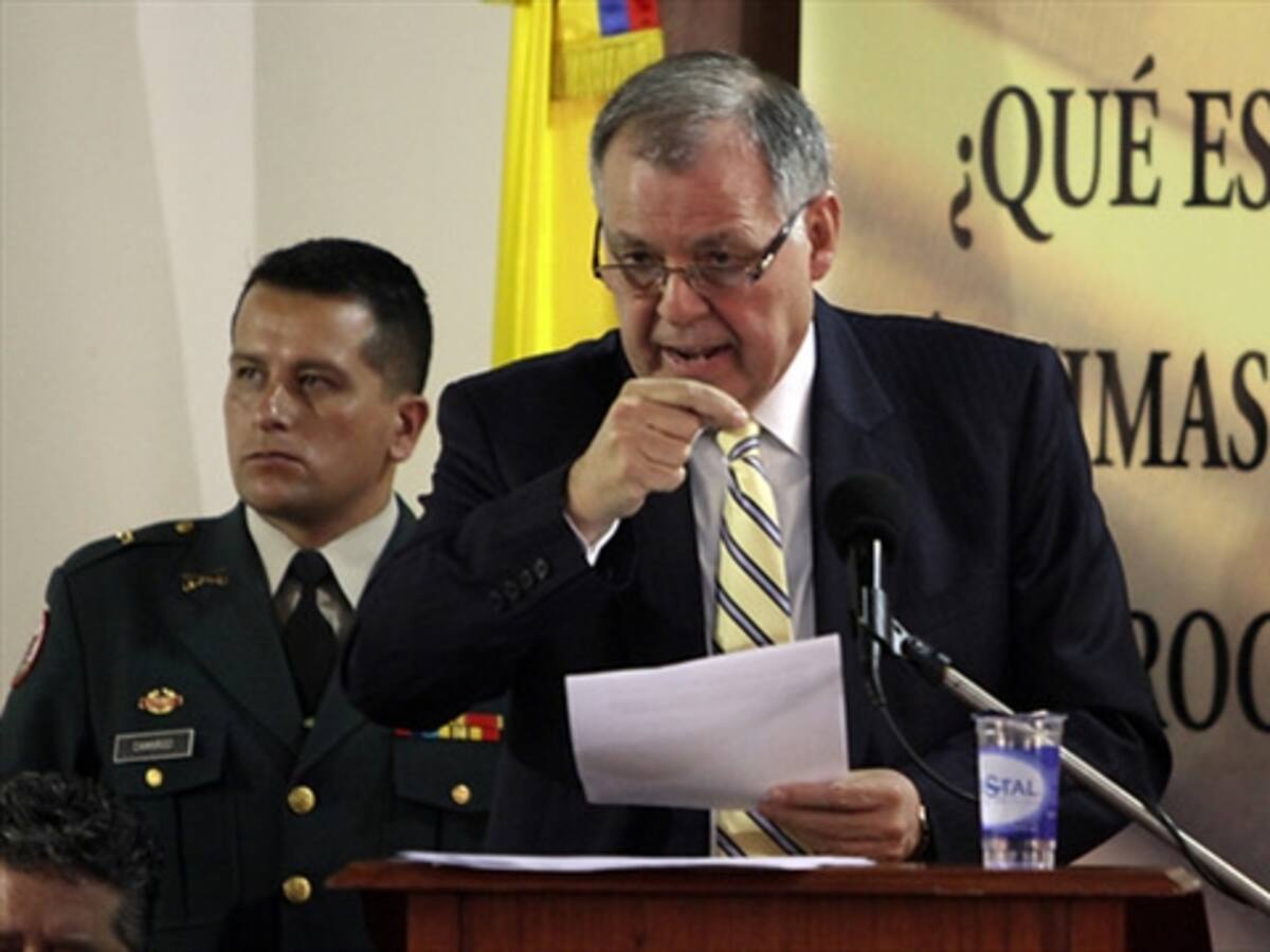 No hay base jurídica para autorizar viajes de Timochenko a Cuba: procurador