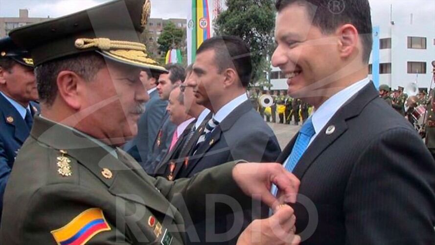 La W conoció imágenes de las ceremonias en las que fueron condecorados Guillermo Smythe, Gracia Bennish y Paula Gutiérrez. Foto: W Radio
