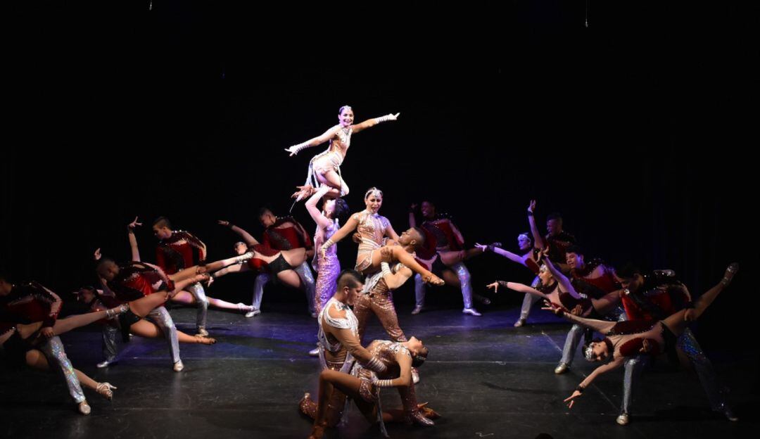 Su escuela de baile también hará parte del Salsodromo 2021