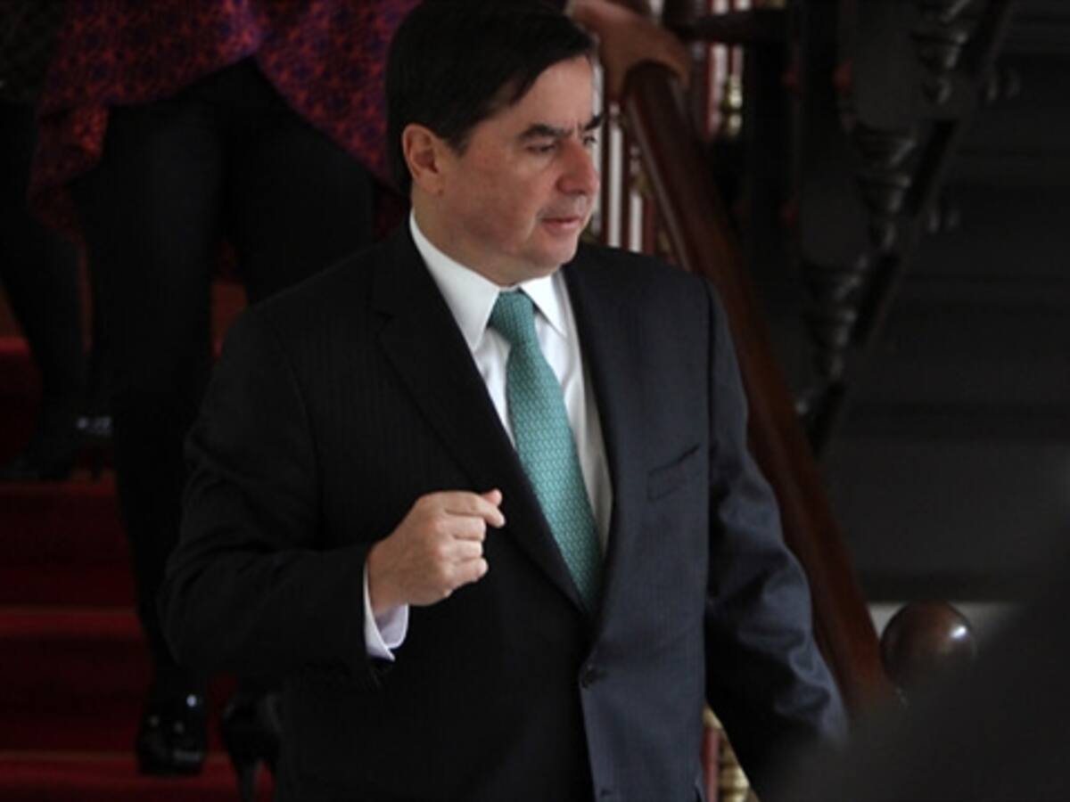 Gobierno descartaría artículos de la reforma que no propuso: Mininterior