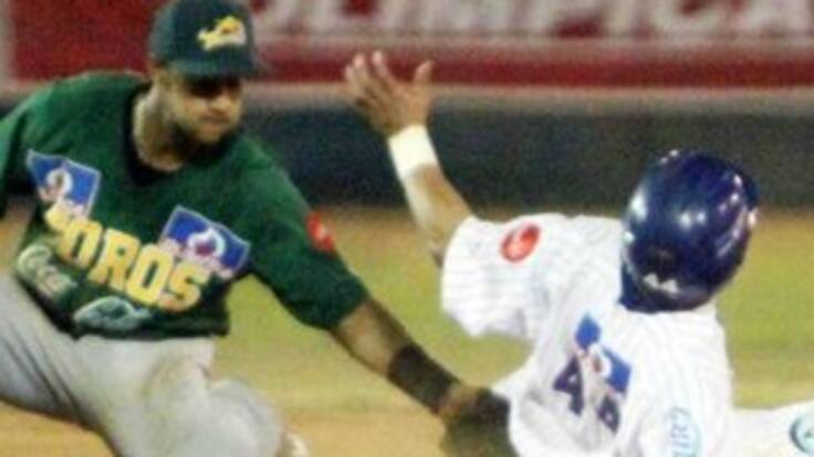 Toros contra Leones por un cupo la final de béisbol colombiano