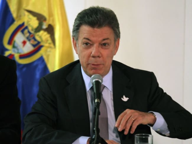 No habrá mesa de negociación hasta que el ELN libere a todos los secuestrados: Santos