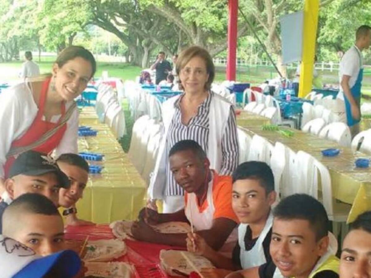 Niños de la Comuna 18 participan del “muchilatom”