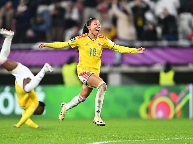 Las jugadoras de Colombia celebran la conqusita del tercer puesto en el Mundial de Polonia. (Photo by Mateusz Slodkowski - FIFA/FIFA via Getty Images)