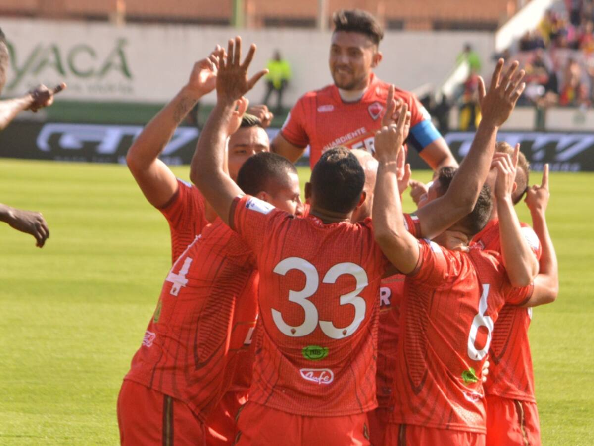 La propuesta del presidente de Patriotas para salvar los equipos del FPC