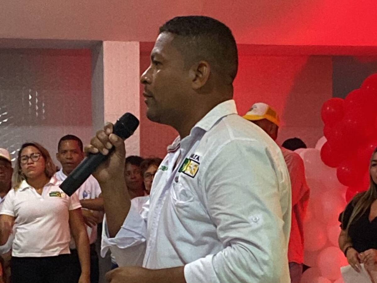 Óscar de León realiza ‘correría’ por Bolívar para consolidar candidatura a la Asamblea