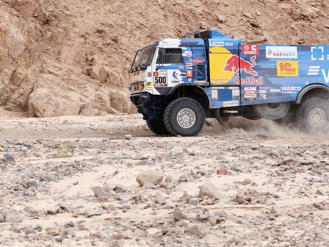 Eliminan a un piloto del Dakar tras arrollar a un espectador de 60 años