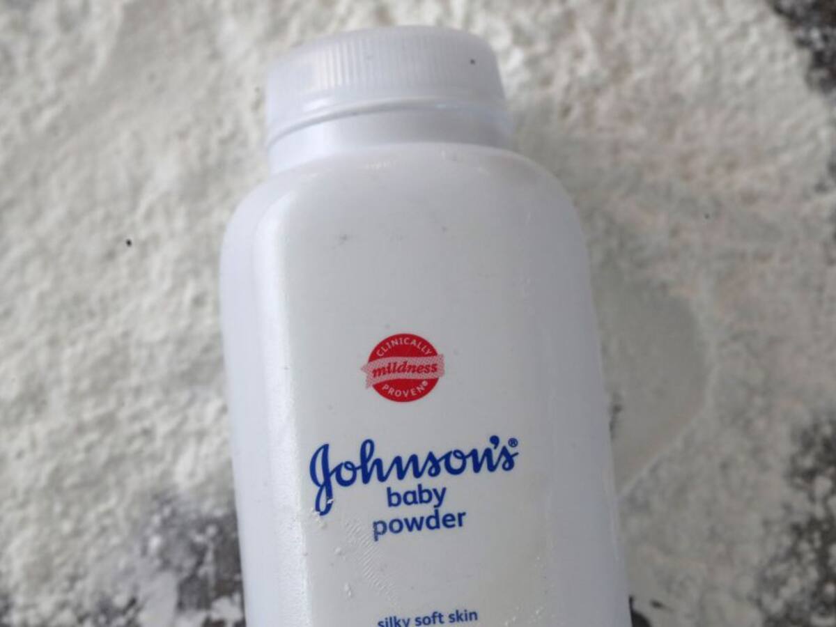 Johnson & Johnson condenado por caso de talco ligado a cáncer de ovario