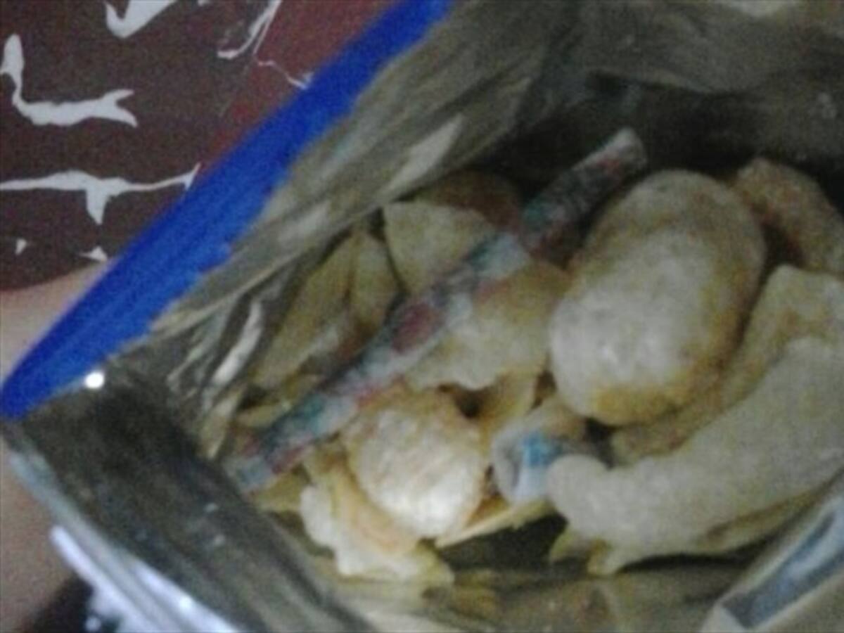 Popayán: mujer asegura que encontró marihuana en un paquete de papas
