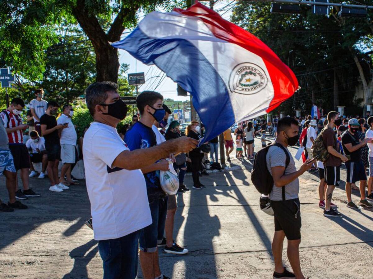 Confusión en Paraguay por el pago y llegada de vacunas