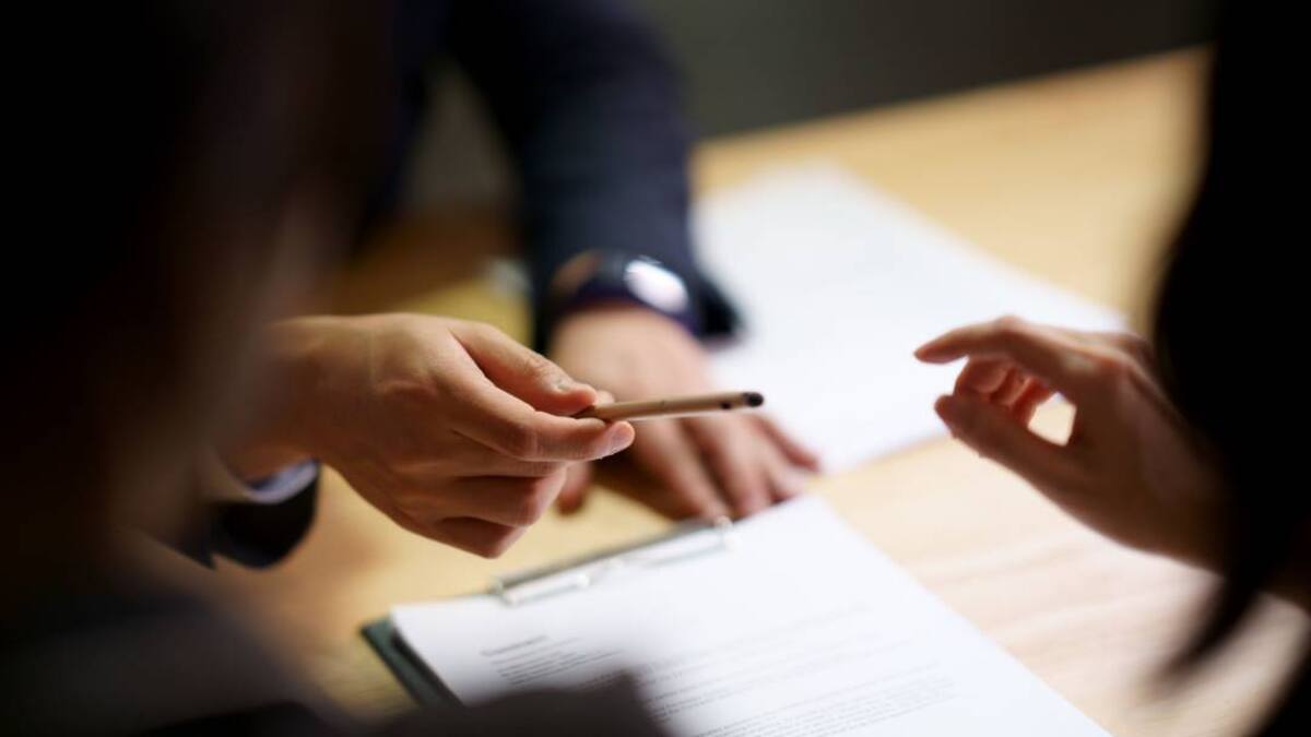 Contratos por millonarias sumas habrían sido realizados sin documentación adecuada