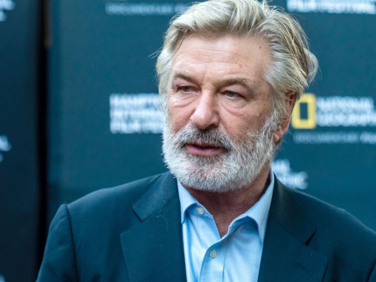 Impactante: filtran video de Alec Baldwin al enterarse que directora murió