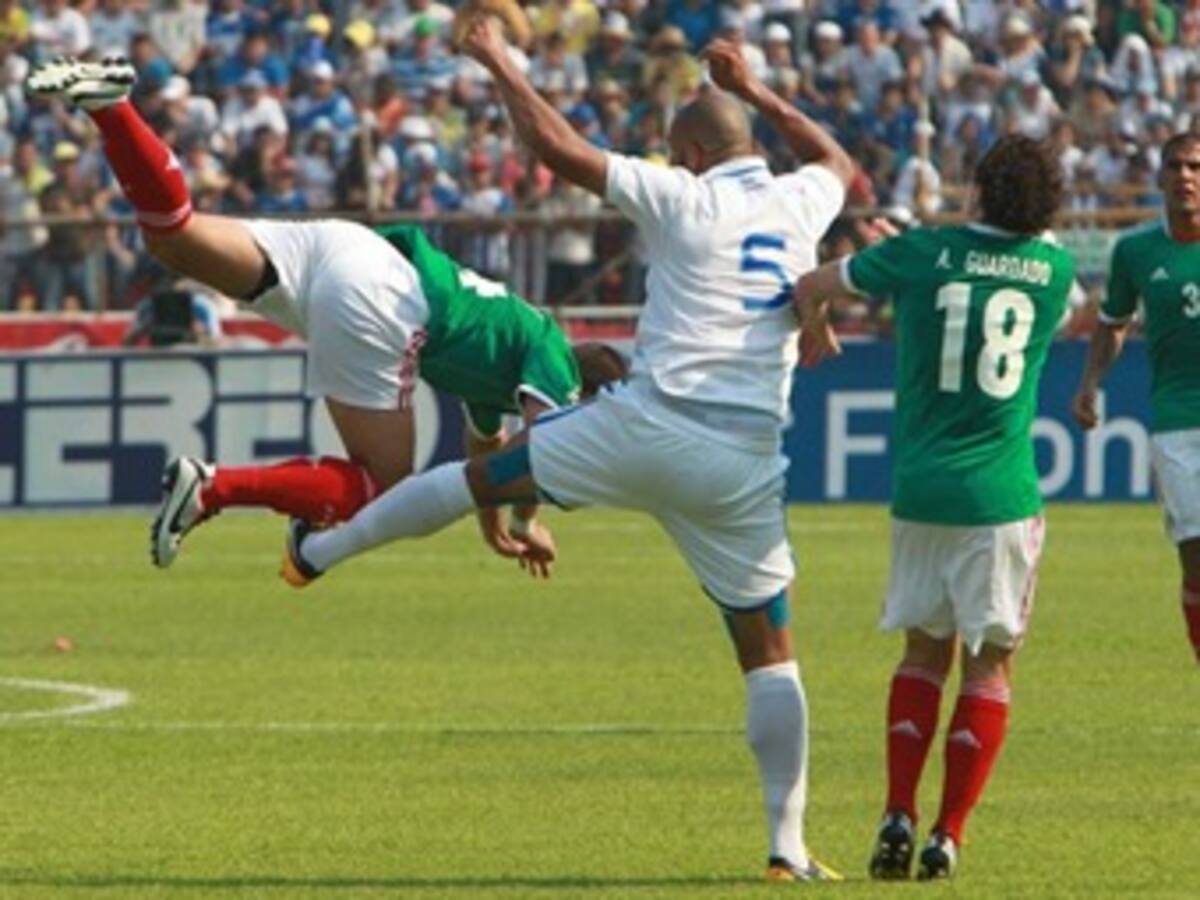 Honduras, de Luis Fernando Suárez, empató ante México