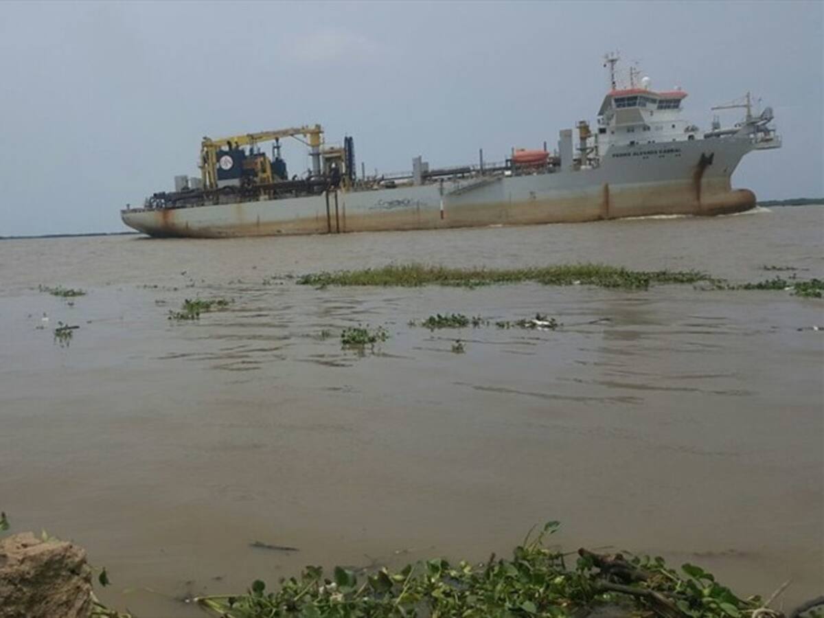 Falta de dragado pondría en riesgo importaciones y exportaciones en Puerto de Barranquilla
