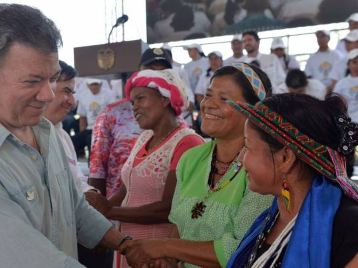 Con ‘el abrazo de la paz’ Santos empezó campaña por el ‘SI’ al plebiscito