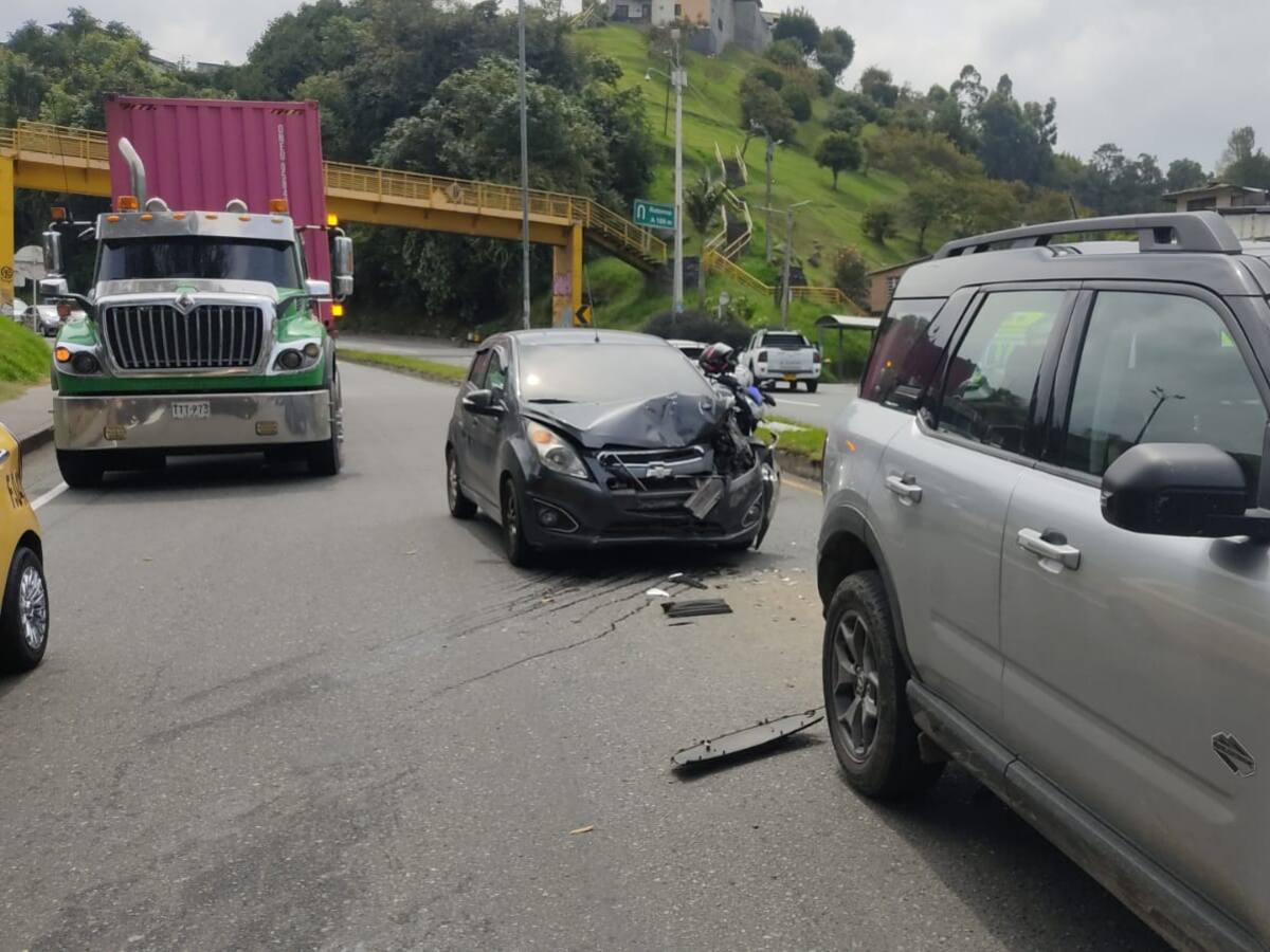 Cuatro personas resultan heridas en siniestros viales en el departamento de Caldas
