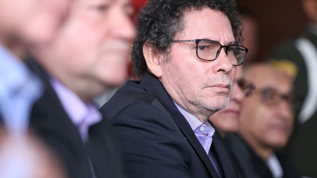 Pastor Alape aseguró que, como firmantes, no buscarán asilo en el extranjero tras cambio de gobierno