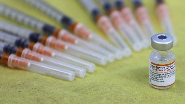 Vacuna desarrollada por Pfizer y Biontech contra el coronavirus. Foto: Getty