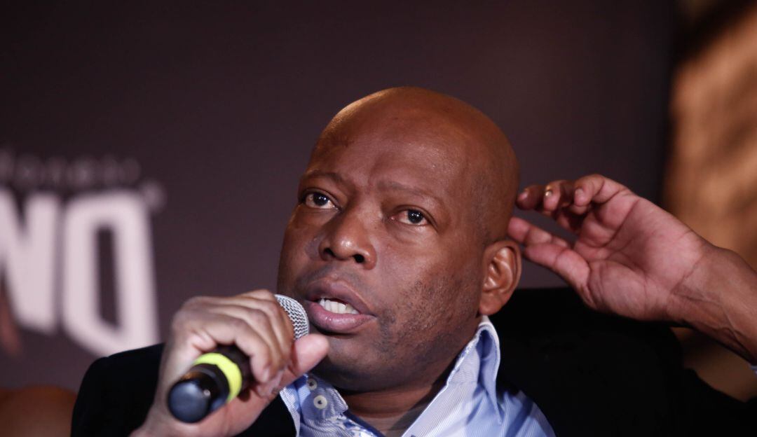 Futbolista a reorganización empresarial