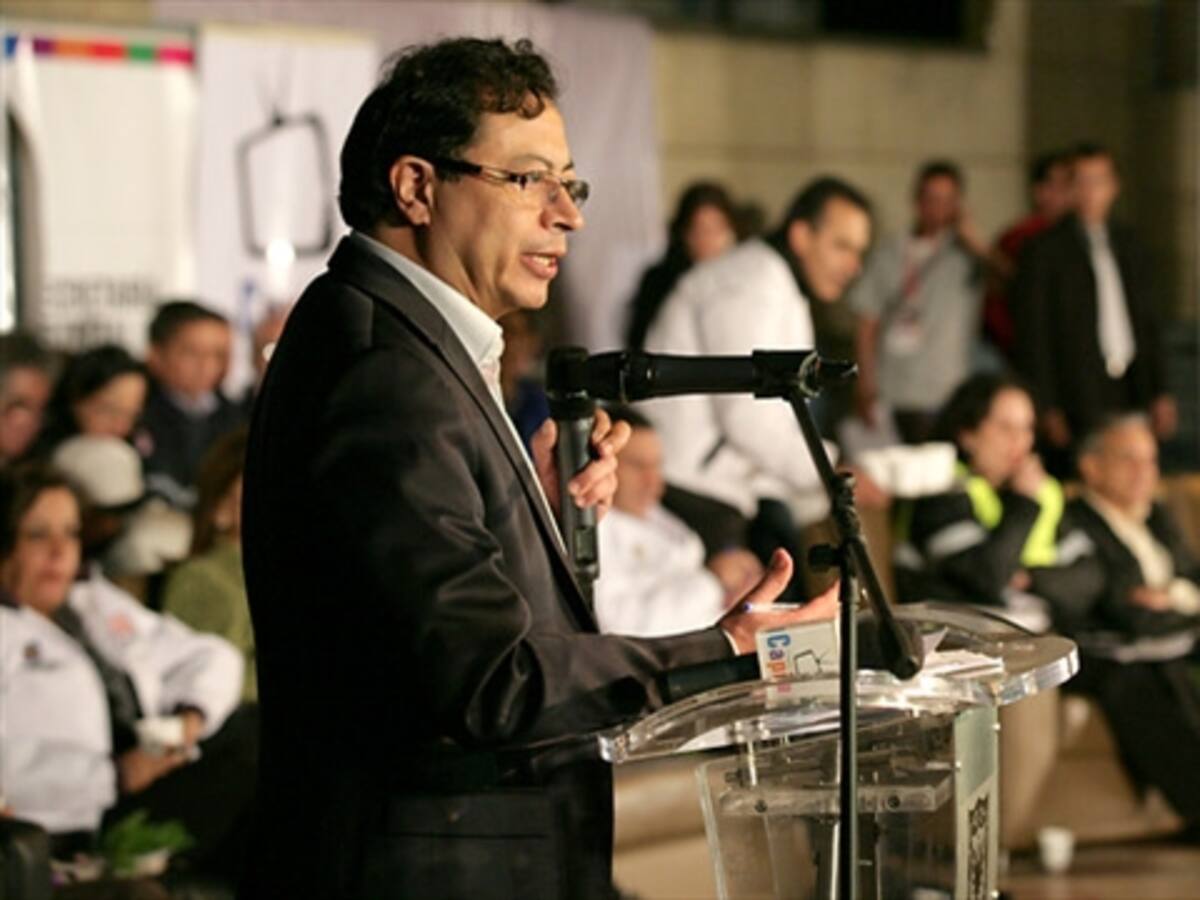 "No habrá mermelada para los concejales por aprobar proyectos": Petro