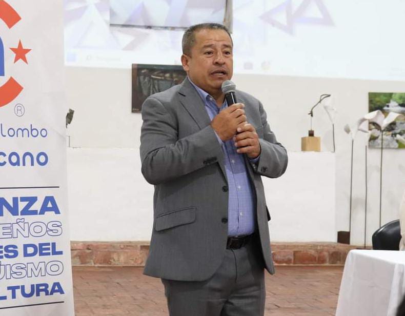 Señalan al exalcalde de Villa de Leyva, Josué Javier Castellanos, de haber agredido físicamente al secretario de Infraestructura del municipio, Alberto Molina Núñez / Foto: Suministrada.