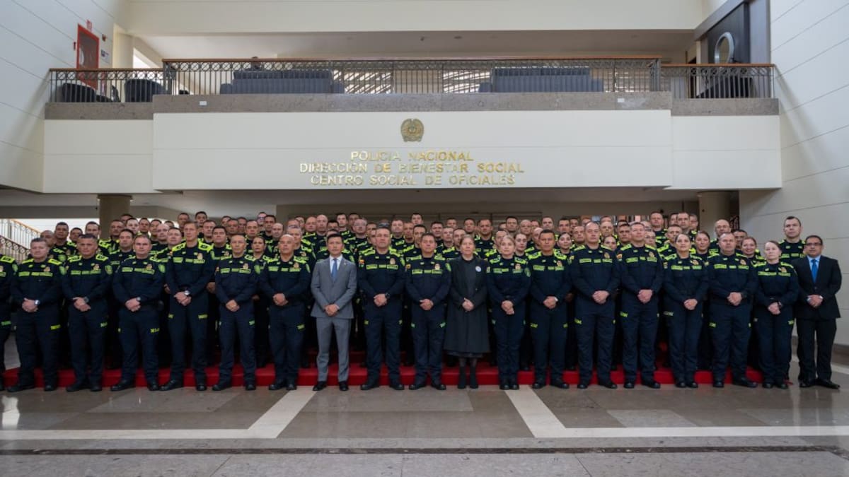 Gobierno convoca a comandantes de policia del país