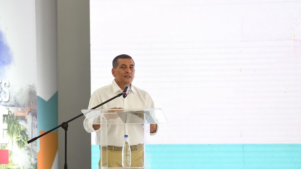 Alcalde de Cartagena denuncia asfixia fiscal del centralismo y propone consejo regional de proyectos
