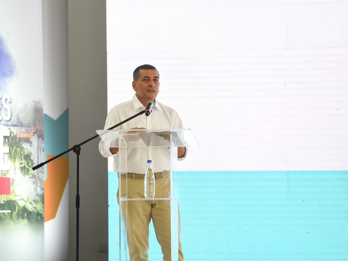 Alcalde de Cartagena denuncia asfixia fiscal del centralismo y propone consejo regional de proyectos
