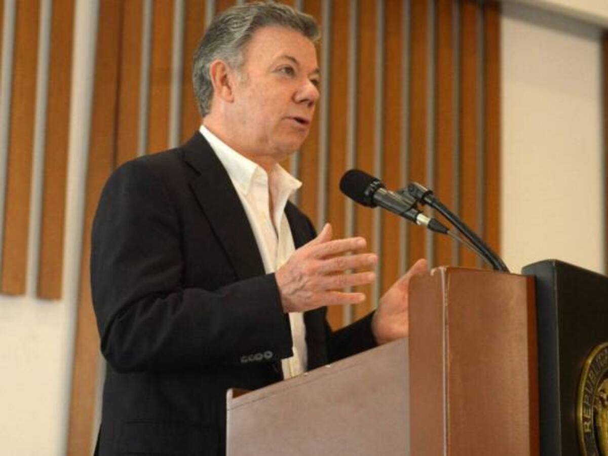 Santos: "Amenazas a periodistas buscan multiplicar el miedo"