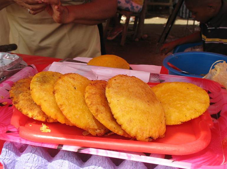 Arepa e' huevo colombiana