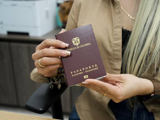 Dos migrantes son investigados por suplantación de identidad en expedición de pasaporte en Manizales