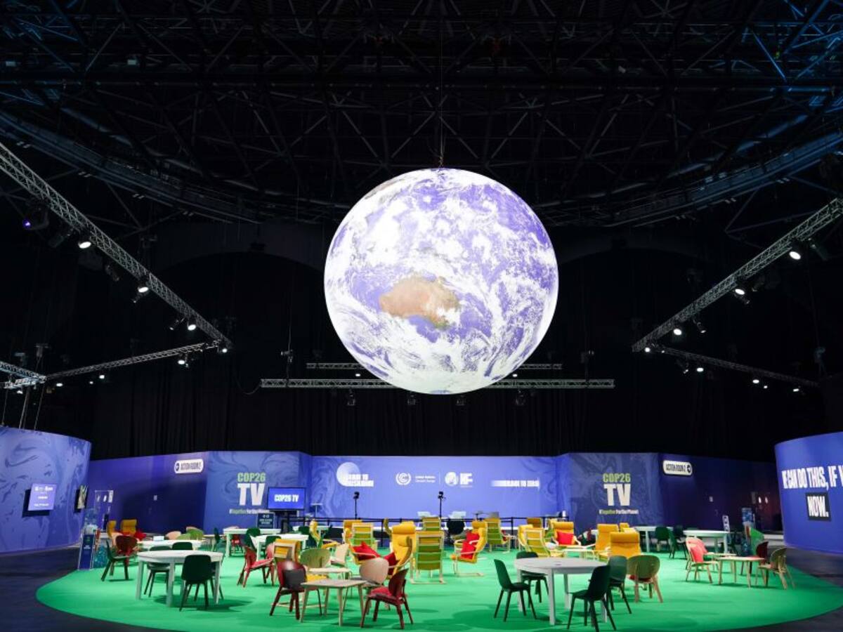 COP26 discute nuevo borrador de acuerdo de acciones climáticas