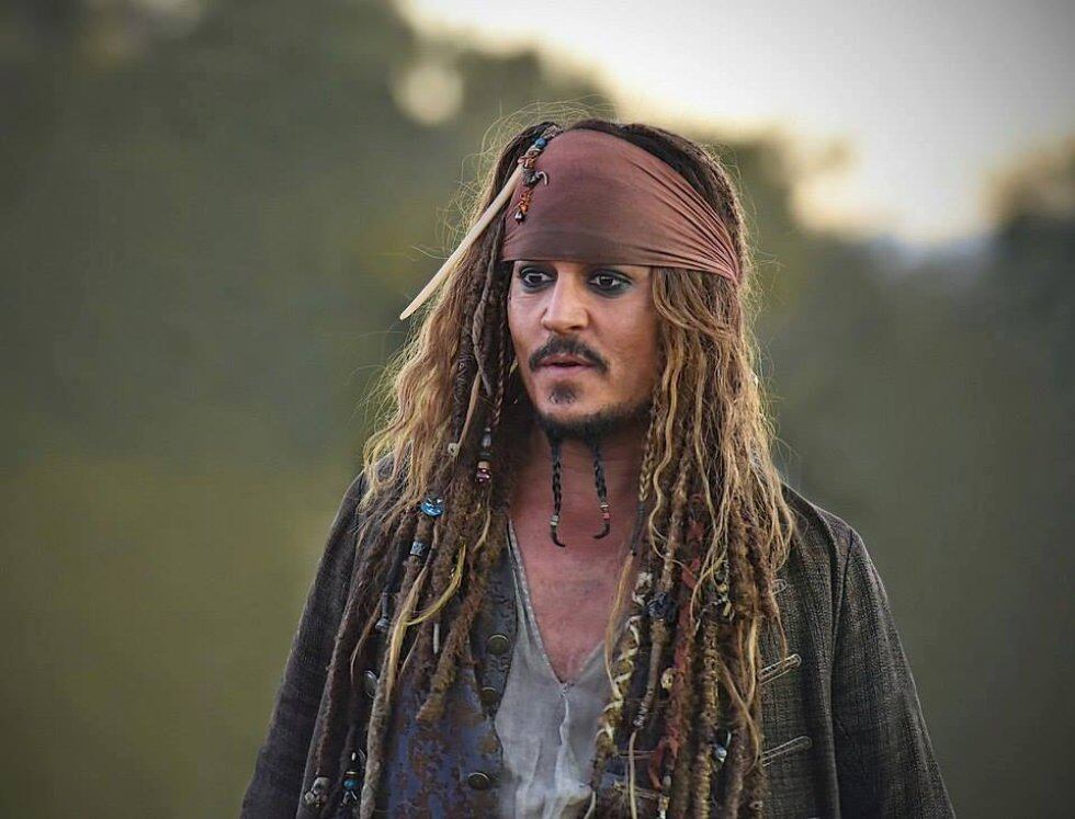 Uno de sus papeles más importantes fue el Capitán Jack Sparrow en   ´Piratas del Caribe´. Durante las cuatro películas fue protagonista. 