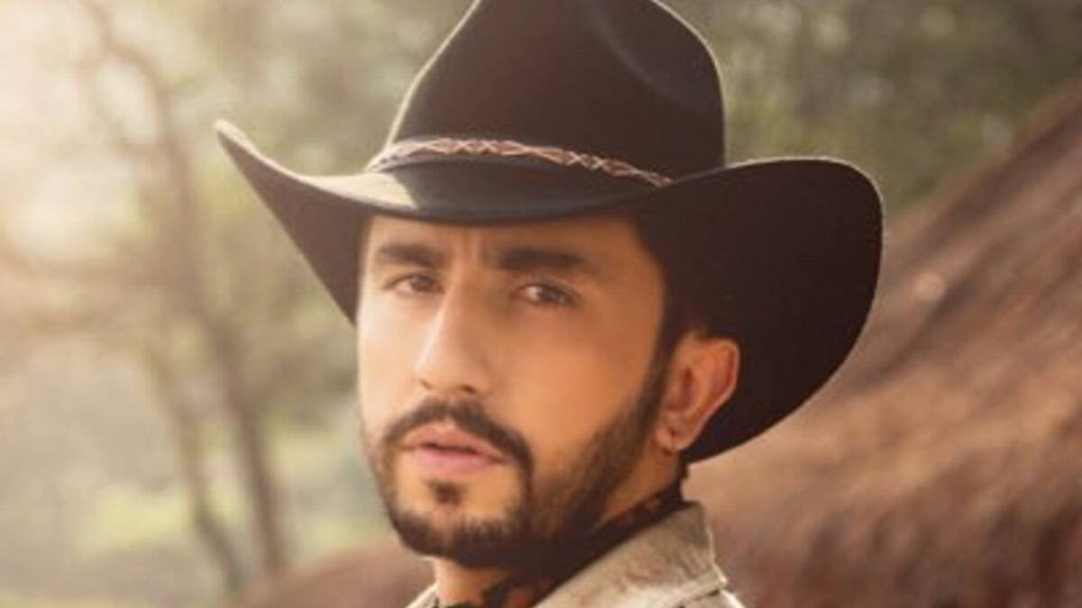 Nabález incursiona en la música regional mexicana con La correcta