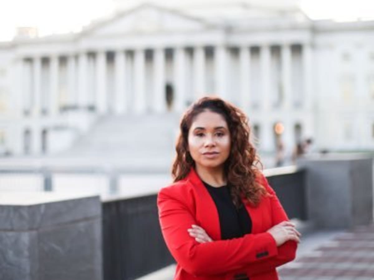 El nuevo Gobierno en Colombia da esperanza a las personas: Desirée Cormier Smith