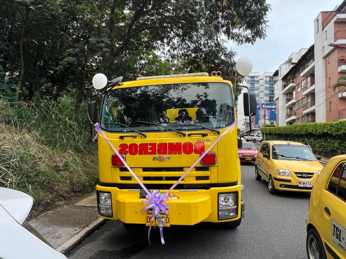 Emotiva despedida a integrante del Cuerpo de Bomberos de Ibagué