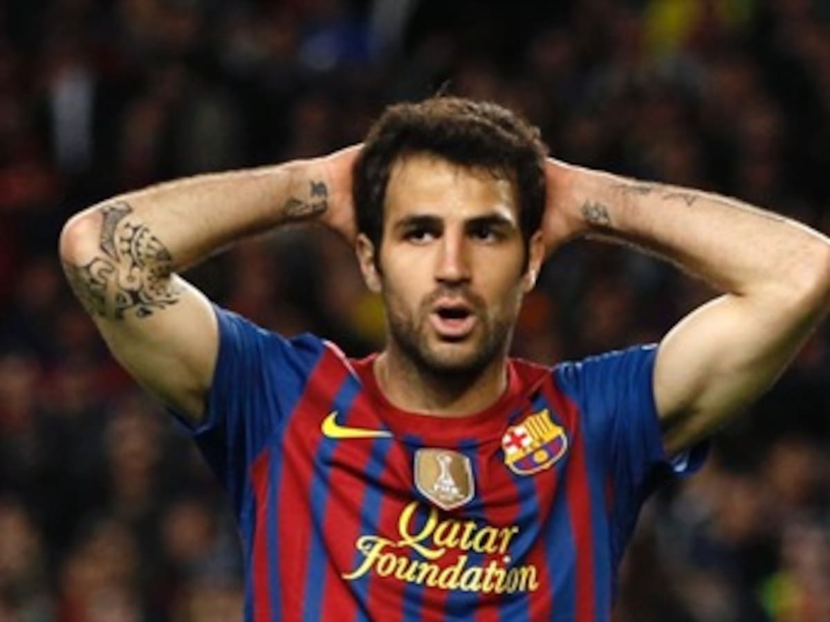 Cesc Fábregas estará una semana de baja por lesión