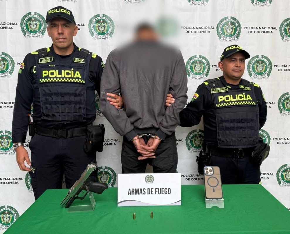 Fue capturado un hombre que utilizaba un arma de fuego para robar celulares