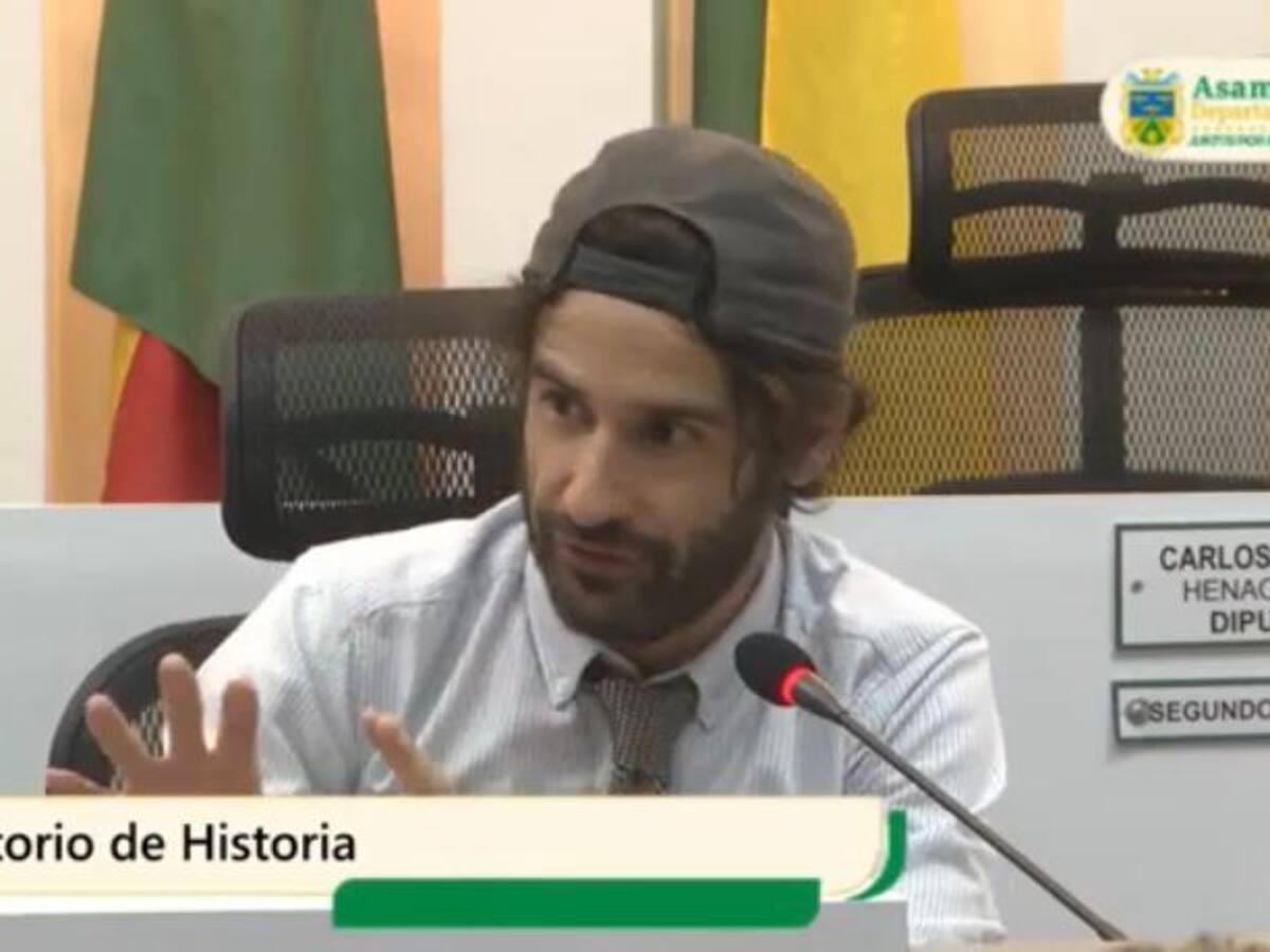 Polémica por declaraciones de docente español justificando la muerte de indígenas