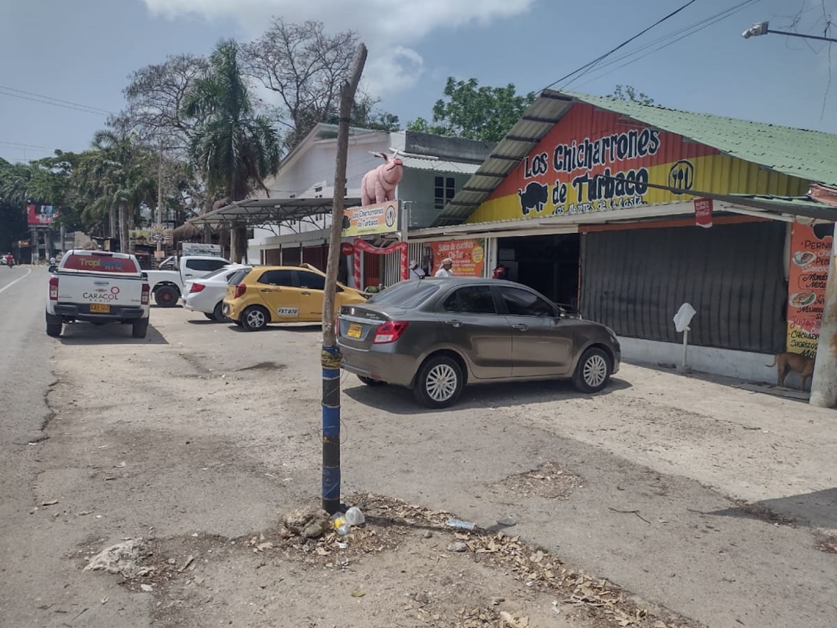 Comerciantes de Turbaco reportan caída en ventas por reactivación de peaje